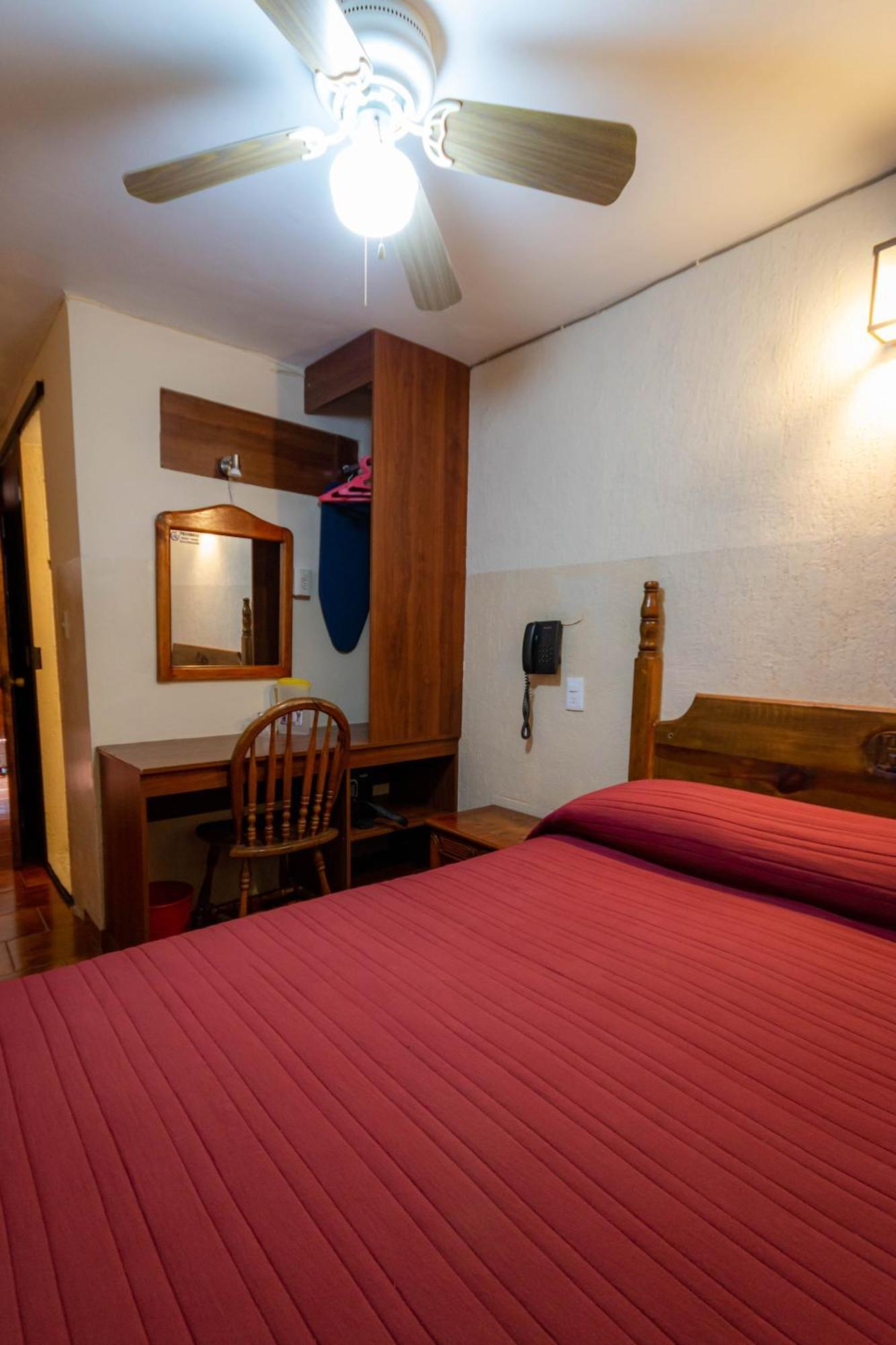 Hotel El Carmen, Morelia Exterior photo